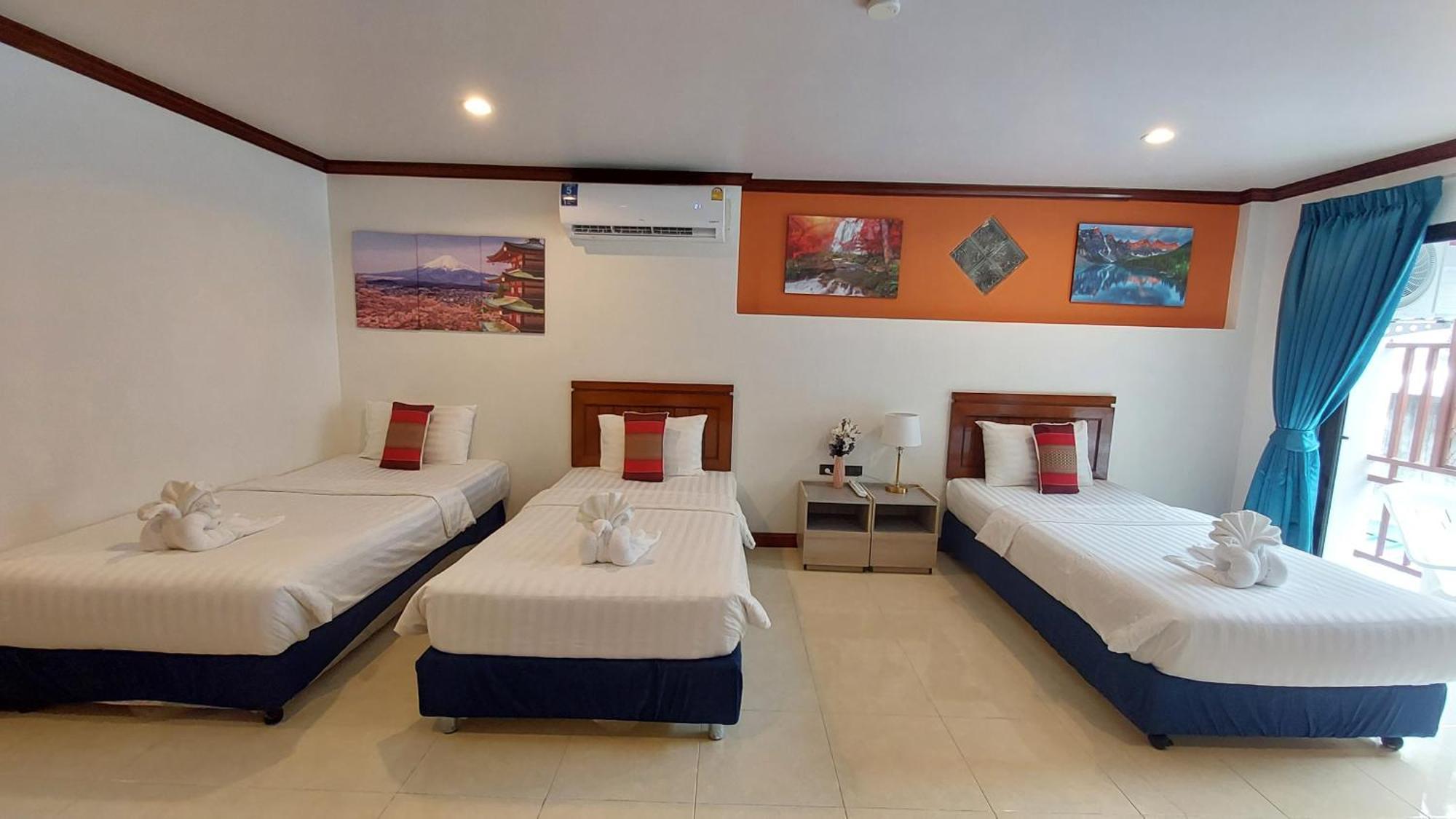 Benetti House Hostel Patong Exterior foto