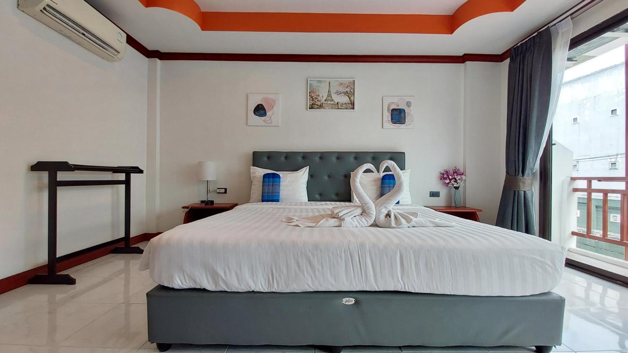 Benetti House Hostel Patong Exterior foto